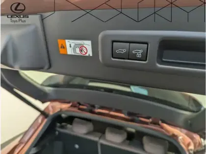 Photo 8 Lexus Lbx 1.5 136H 2WD Elegant HYBRIDE PACK