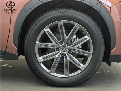 Photo 21 Lexus Lbx 1.5 136H 2WD Elegant HYBRIDE PACK