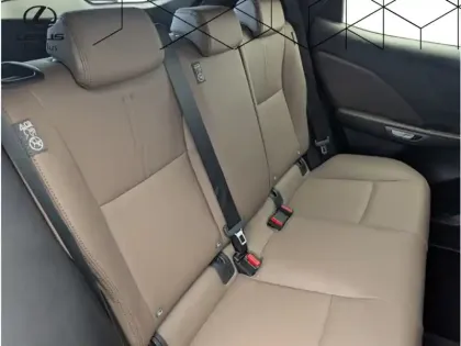 Photo 10 Lexus Lbx 1.5 136H 2WD Elegant HYBRIDE PACK