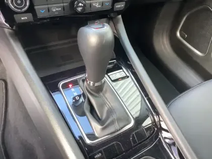 Photo 23 Jeep Compass 1.5 Turbo T4 130 ch e-Hybrid BVR7 S