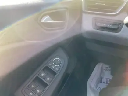 Photo 37 Renault Clio Gén. V (BJA) Ph2 Evolution 5