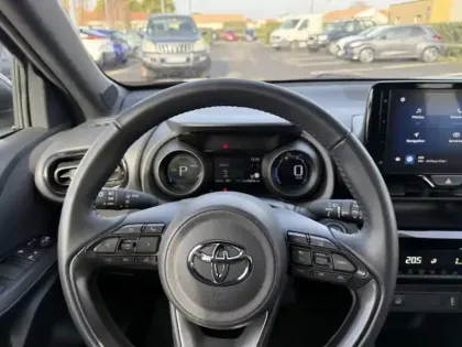 Photo 18 Toyota Yaris Hybride 1.5 HYBRID 116H DESIGN AUTO