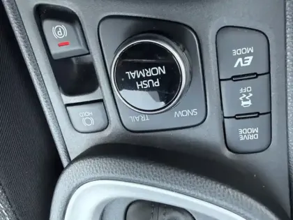 Photo 17 Toyota Yaris Hybride 1.5 HYBRID 116H DESIGN AUTO