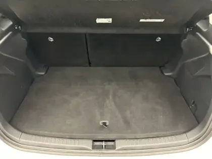 Photo 8 Toyota Yaris Hybride 116h Dynamic