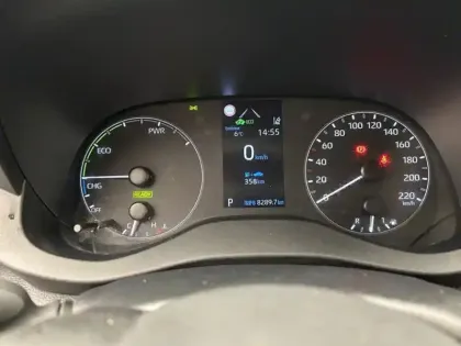 Photo 17 Toyota Yaris Hybride 116h Dynamic