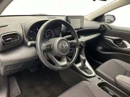 Photo 11 Toyota Yaris Hybride 116h Dynamic