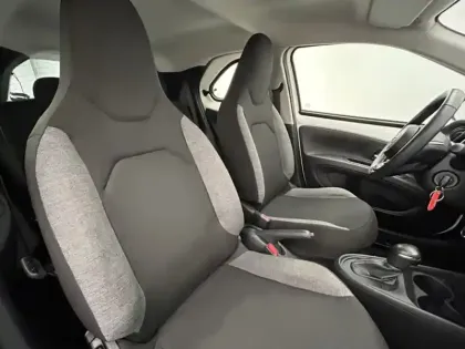 Photo 22 Toyota Aygo 1.0 S-CVT 72 Dynamic