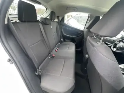 Photo 19 Toyota Yaris Hybride 116h Dynamic