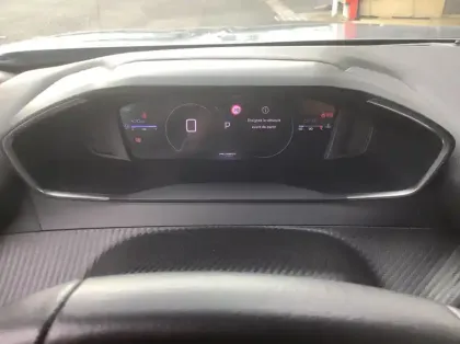 Photo 39 Peugeot 2008 Gén. II Ph2 Allure 5