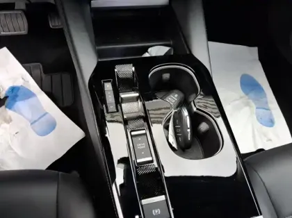 Photo 13 Citroën C5 Nouvelle PureTech 130 S&S EAT8 Shine