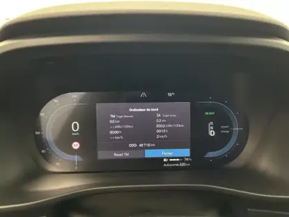 Photo 22 Volvo Xc40 Recharge 231ch Plus EDT + Pack Hiver avec pompe à chaleur