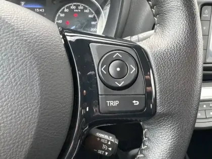 Photo 24 Toyota Yaris Hybride 100h Dynamic