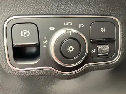 Photo 43 Mercedes Classe B Gén. III (W247) Ph1 AMG Line Edition 5