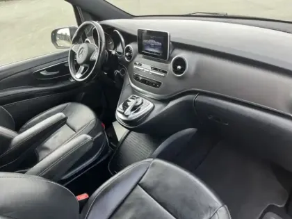 Photo 8 Mercedes CLA 220 d AVANTGARDE Long