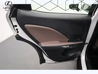 Photo 16 Lexus Lbx 1.5 136H Elegant Pack Tech 2WD