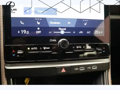 Photo 25 Lexus Lbx 1.5 136H Elegant Pack Tech 2WD