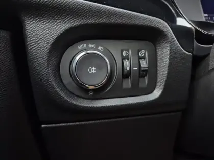 Photo 8 Opel Corsa VI 1.2 Turbo 100ch Elegance