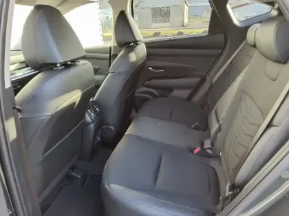 Photo 10 Hyundai Tucson Nouveau 1.6 T-GDI 215 Hybrid BVA6 Creative