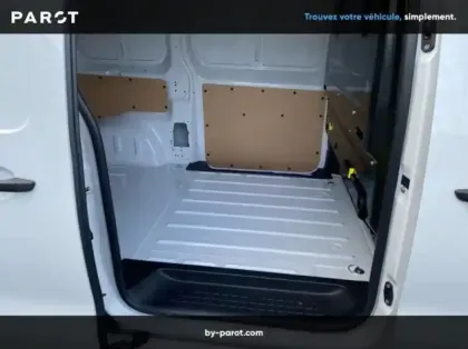 Photo 24 Peugeot Expert Fourgon Fg M 1.5 Diesel 120ch