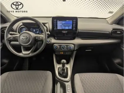 Photo 9 Toyota Yaris 120 VVT-i Design