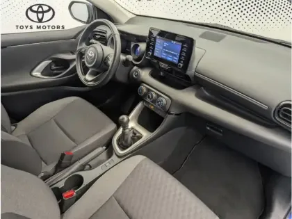 Photo 17 Toyota Yaris 120 VVT-i Design