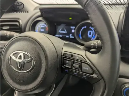 Photo 20 Toyota Yaris 120 VVT-i Design