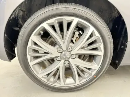 Photo 7 Toyota Yaris Hybride 116h Iconic