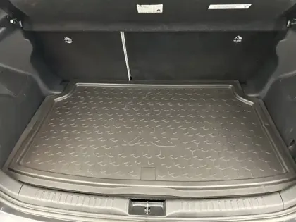 Photo 8 Toyota Yaris Hybride 116h Iconic