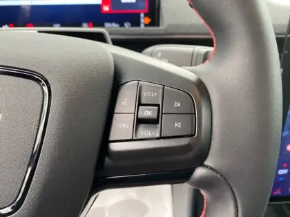 Photo 17 Ford Mustang 276ch Extended Range 88kWh Premium Propulsion