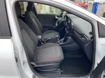 Photo 21 Ford Puma 1.0 Flexifuel 125ch S&S mHEV ST-Line