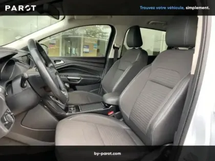 Photo 7 Ford Kuga 1.5 Flexifuel-E85 150ch Stop&Start Titanium 170g 4x2 Euro6.2