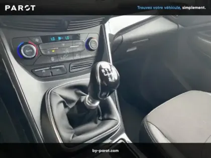 Photo 6 Ford Kuga 1.5 Flexifuel-E85 150ch Stop&Start Titanium 170g 4x2 Euro6.2