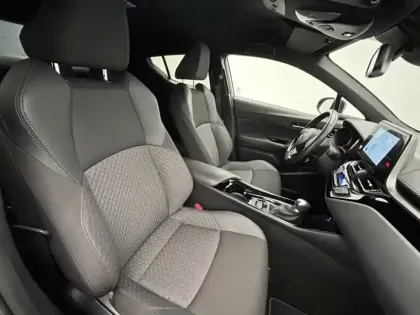 Photo 24 Toyota C-HR 1.8 Hybride 122 Edition