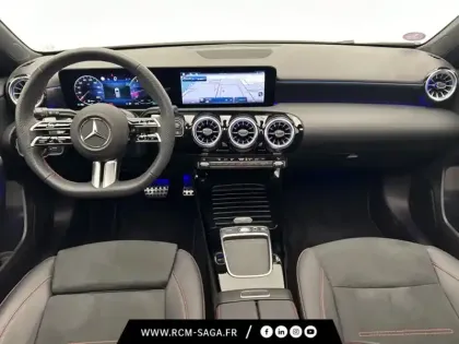 Photo 10 Mercedes Classe A 200 AMG Line