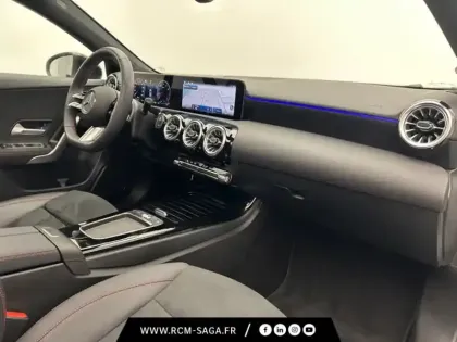 Photo 22 Mercedes Classe A 200 AMG Line