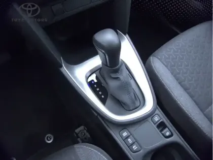 Photo 19 Toyota Yaris Hybride 1.5 HYBRID 116H DYNAMIC AUTO