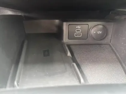 Photo 14 Ford Kuga 2.5 Duratec 190ch FHEV E85 ST-Line Business BVA