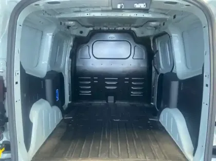 Photo 10 Ford Transit Courier Fourgonnette 1.5 EcoBlue 100ch Trend