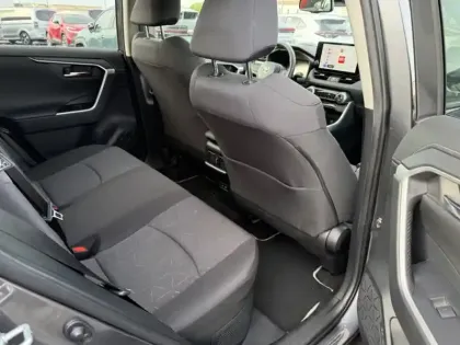 Photo 11 Toyota Rav4 Hybride 2WD 218ch Dynamic Pack Techno