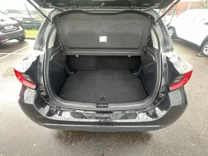 Photo 6 Toyota Yaris Hybride 116h Design