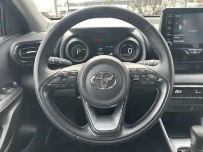 Photo 8 Toyota Yaris Hybride 116h Design