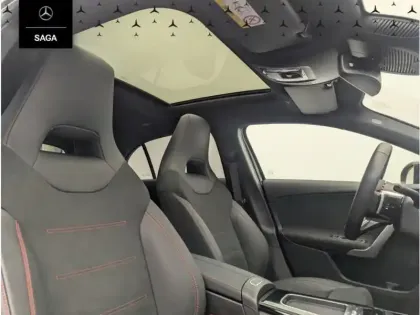 Photo 18 Mercedes Classe A 200 d AMG Line