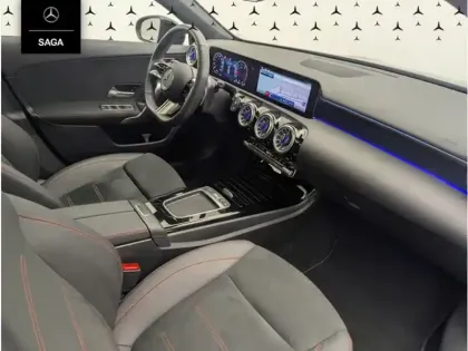 Photo 19 Mercedes Classe A 200 d AMG Line