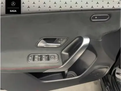 Photo 21 Mercedes Classe A 200 d AMG Line