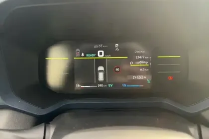 Photo 18 Dacia Duster Hybrid 140 Journey