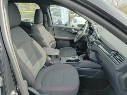 Photo 14 Ford Kuga 2.5 Duratec 190ch FHEV E85 ST-Line BVA