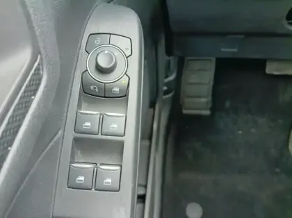 Photo 18 Ford Kuga 2.5 Duratec 190ch FHEV E85 ST-Line BVA