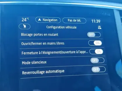 Photo 28 Renault Megane IV Berline techno TCe 140