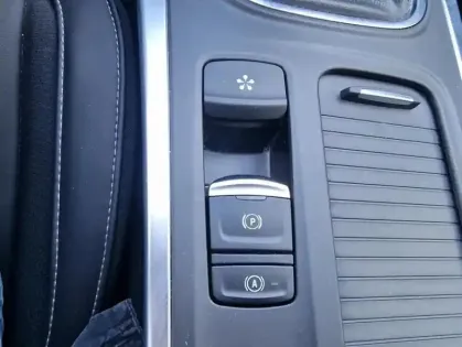 Photo 29 Renault Megane IV Berline techno TCe 140