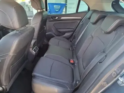 Photo 31 Renault Megane IV Berline techno TCe 140